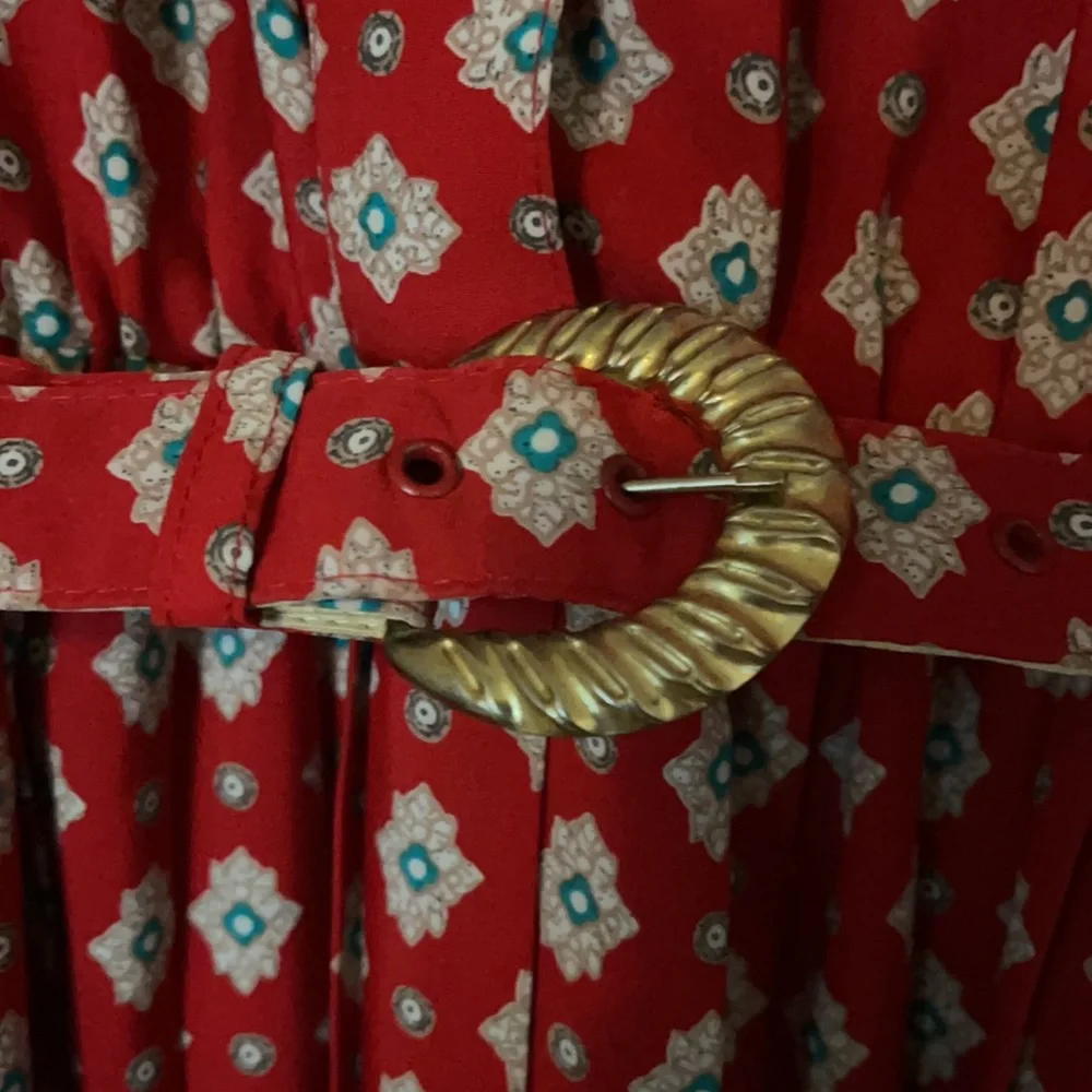 Vintage Pleated Print Dress with elastic stretch waist and matching belt Size 14 - Picture 4 of 8